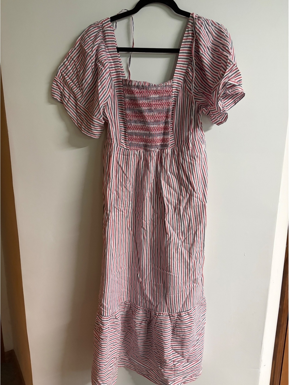 Old Navy women’s summer dress size medium with pockets